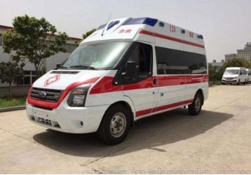 拜泉县救护车租赁