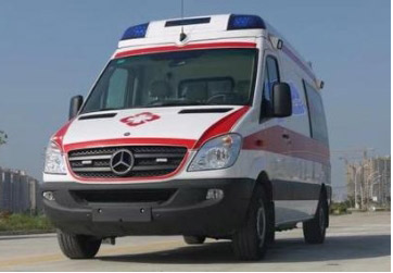 拜泉县救护车租赁